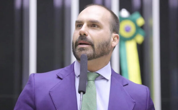stf-moraes-vota-para-condenar-eduardo-bolsonaro-po0139234100202606161654-ScaleDownProportional-1